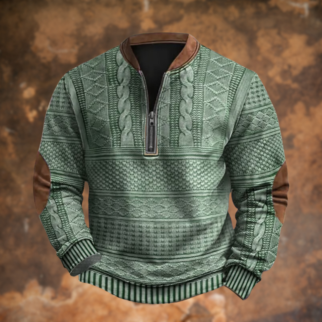 Herren-Strickpullover in Grün mit Zopfmuster, Halbreißverschluss und braunen Ellbogenpatches an beiden Ärmeln