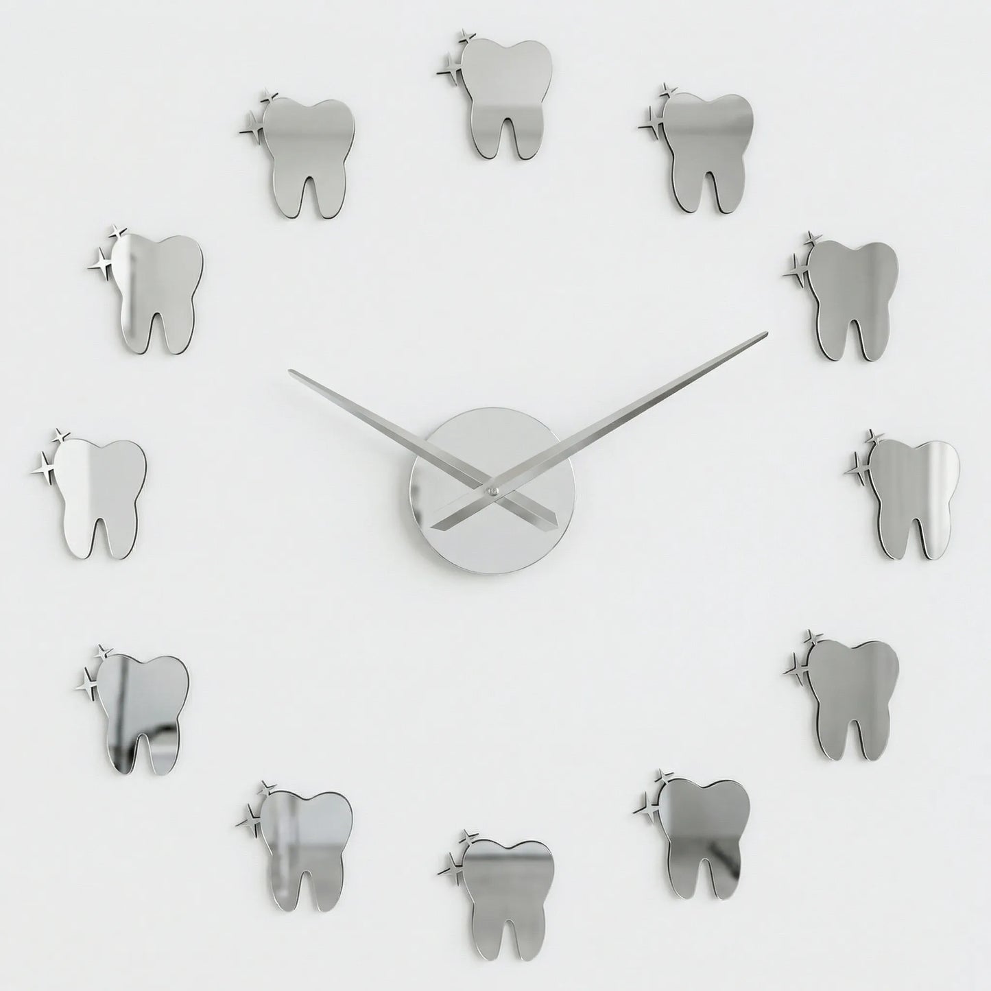 Moderne Wanduhr Mit Spiegeleffekt - DentiqueClock