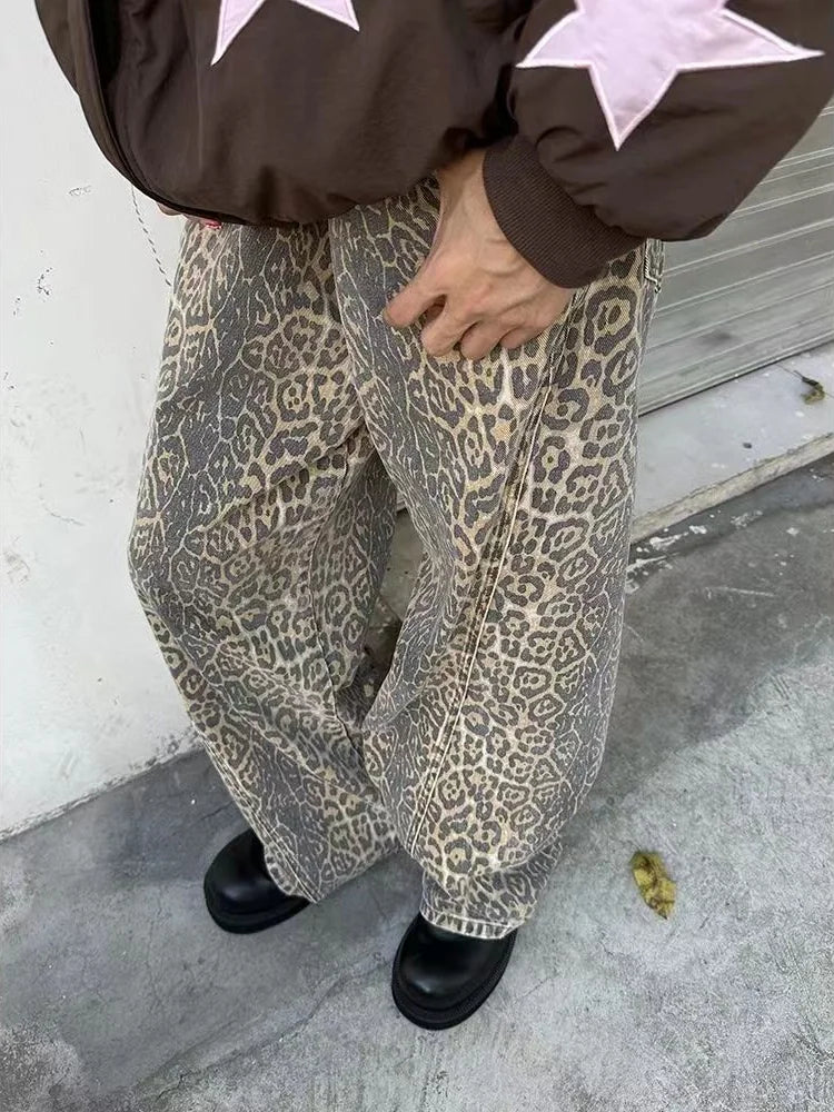 High-Waist Damenhose mit Leopardenmuster – Selina Herbstedition