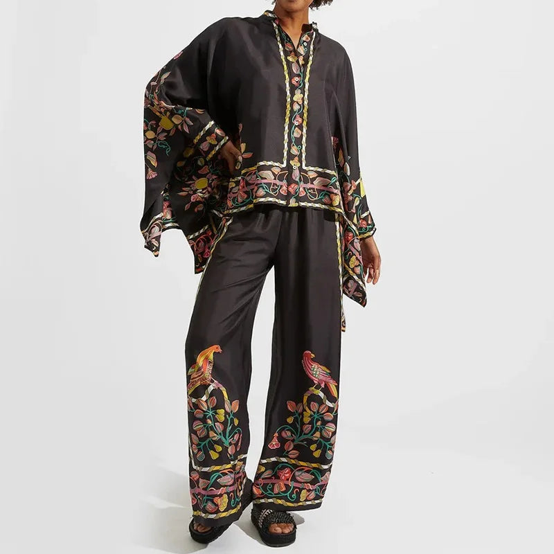 Zweiteiliges Damen Leinen Streetwear-Set Mit Ethno-Print – Samira Herbstedition