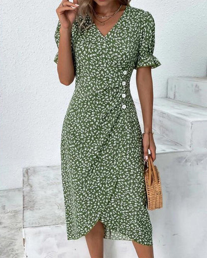 Herbstliches Knopfkleid mit V-Ausschnitt & Kurzarm – Luisa