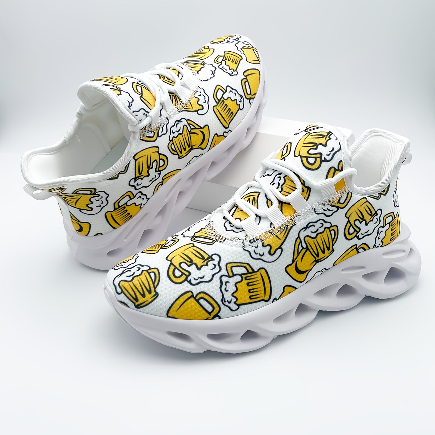 Unisex Sneaker mit Bier-Print – Ludwig Oktoberfest 2026