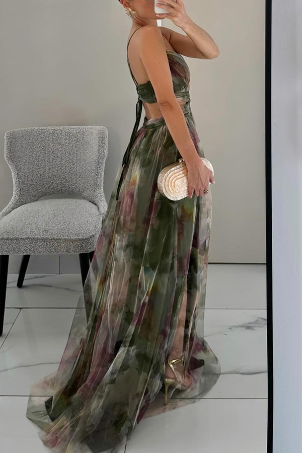 Elegantes Mesh-Maxikleid mit Figurbetontem Schnitt – Camille im Herbstzauber