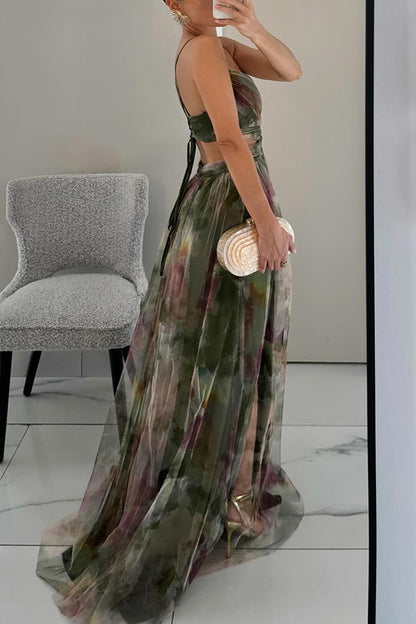 Elegantes Mesh-Maxikleid mit Figurbetontem Schnitt – Camille im Herbstzauber
