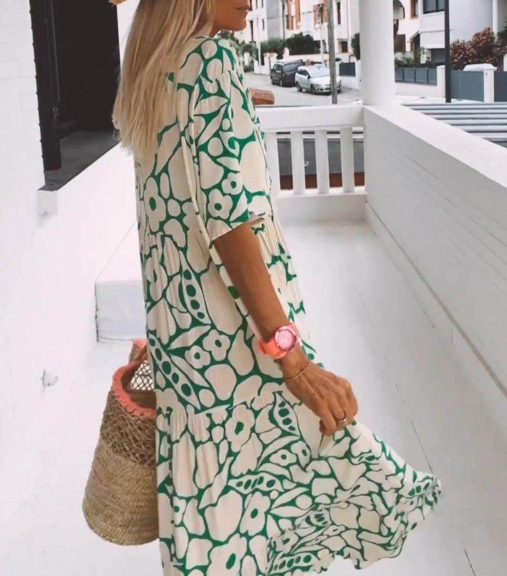 Grünes Maxikleid mit kurzen Ärmeln und Druck – Elisa