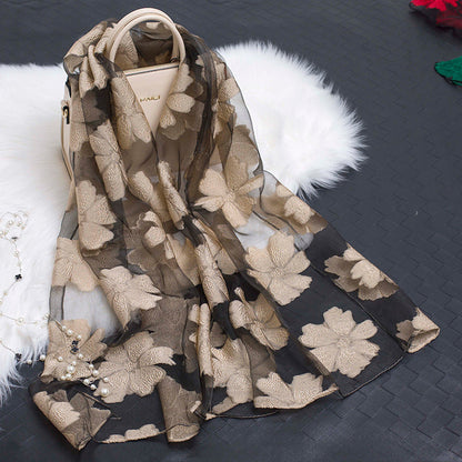 Herbstlicher Damen Seidenschal mit Blumenmuster und Cut-out-Design – Fiora (1+1 GRATIS)