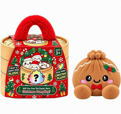 Brauner Lebkuchen-Plüschknödel mit Stechpalmenblatt und roter Fliege neben der roten Weihnachtsbox 13