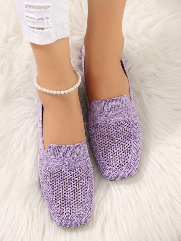 Lila melierte Slip-on-Sneaker mit gelochtem Mesh an den Füßen