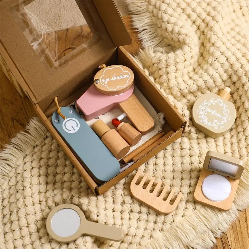 Frisier- und Schminkspiel aus Holz für Kinder – BeautySpa