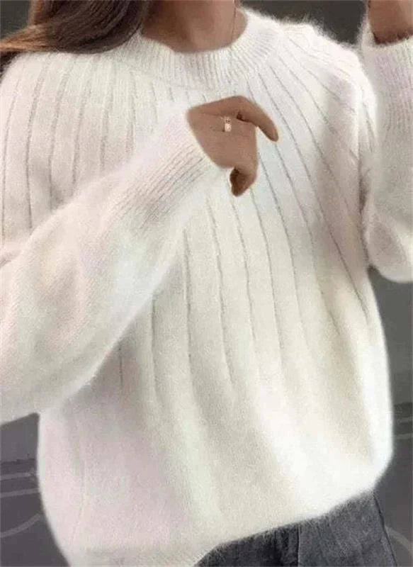 Damen Pullover aus weißem Strick, langärmelig, gemütlich, modisch, Herbst Winter Outfit.
