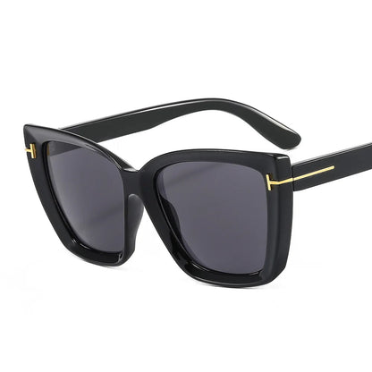Stylische Cat-Eye Sonnenbrille mit UV-Schutz und Farbverlauf - VueLuxe