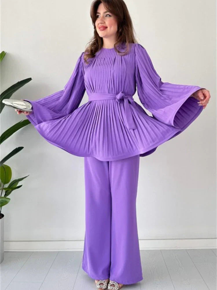 Damen Falten Kleidungsset – Selene