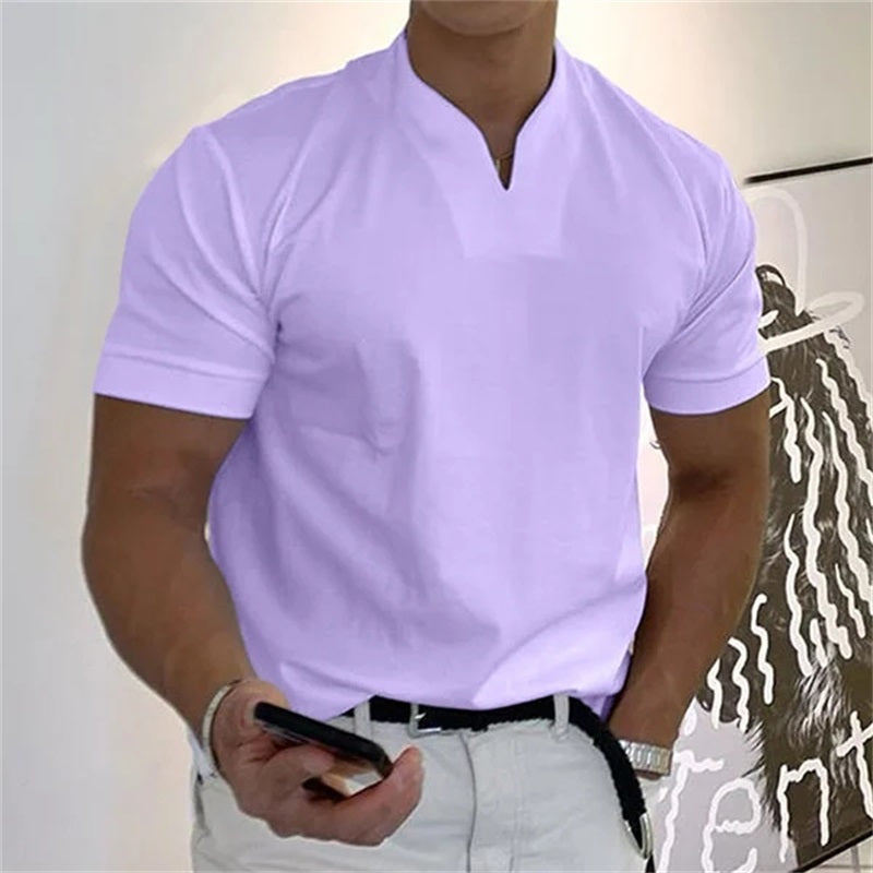 Atmungsaktives Herren Fitnessshirt mit V-Ausschnitt –  Timo