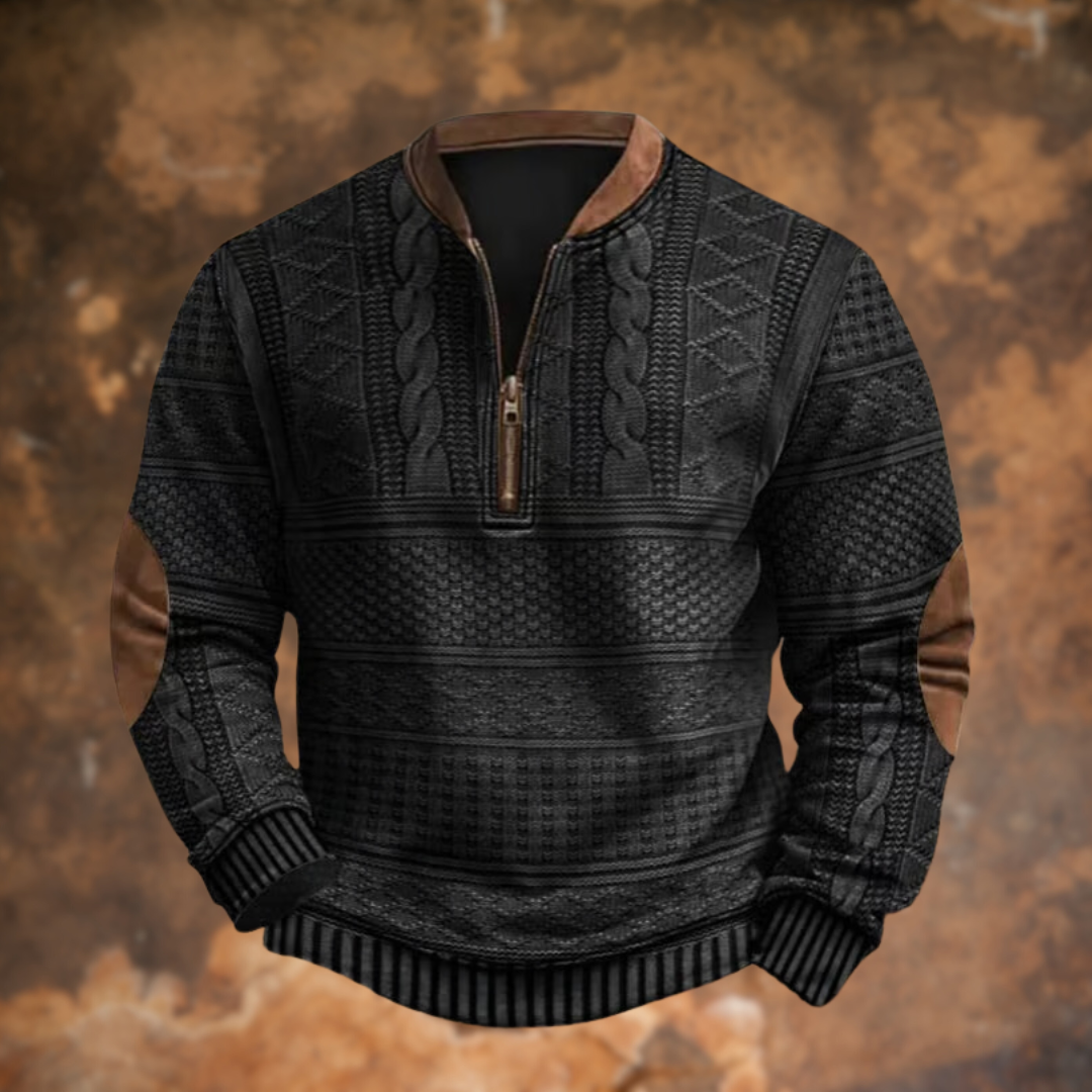 Herren-Strickpullover in Schwarz mit Zopf- und Rautenmuster, Halbreißverschluss und braunen Ellbogenpatches