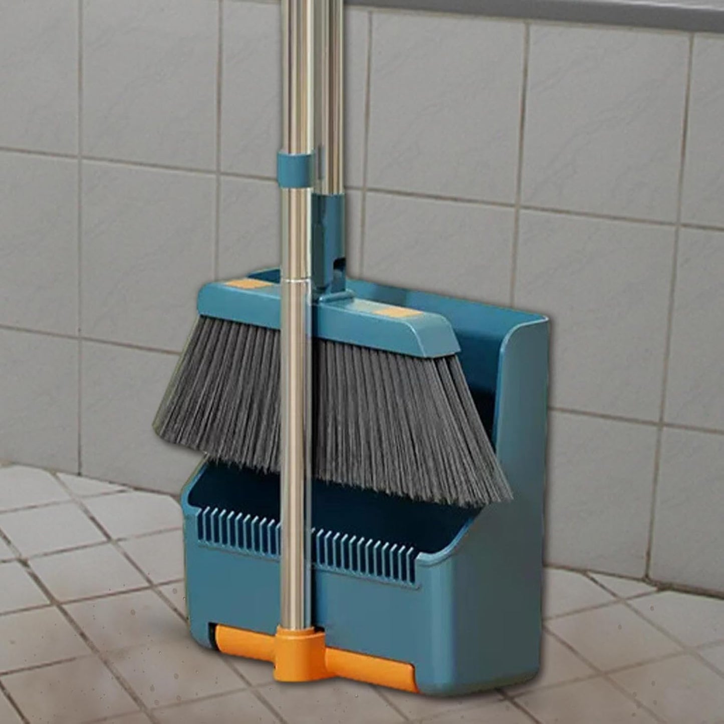 Große Besen- und Kehrschaufel-Set – langer Griff mit 180° drehbarem Besenkopf – Clavira