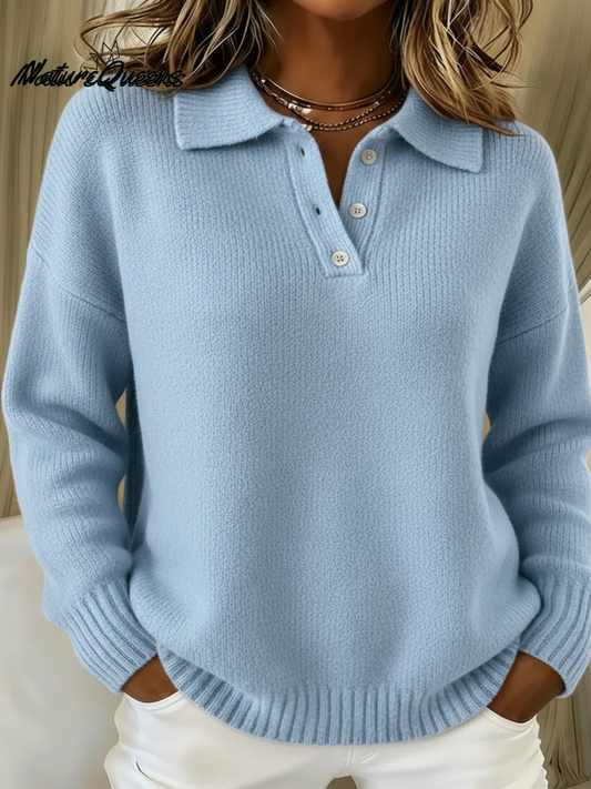 Klassischer Langarm-Pullover mit Polokragen in Hellblau, Frontansicht