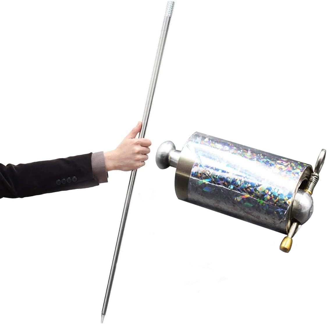 Der ausgezogene Stab in einer Hand neben der aufgerollten Metallrolle mit schillernder Folie 2