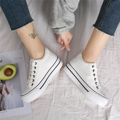 Stylische Damen Canvas-Sneaker mit Plateausohle – Leonie
