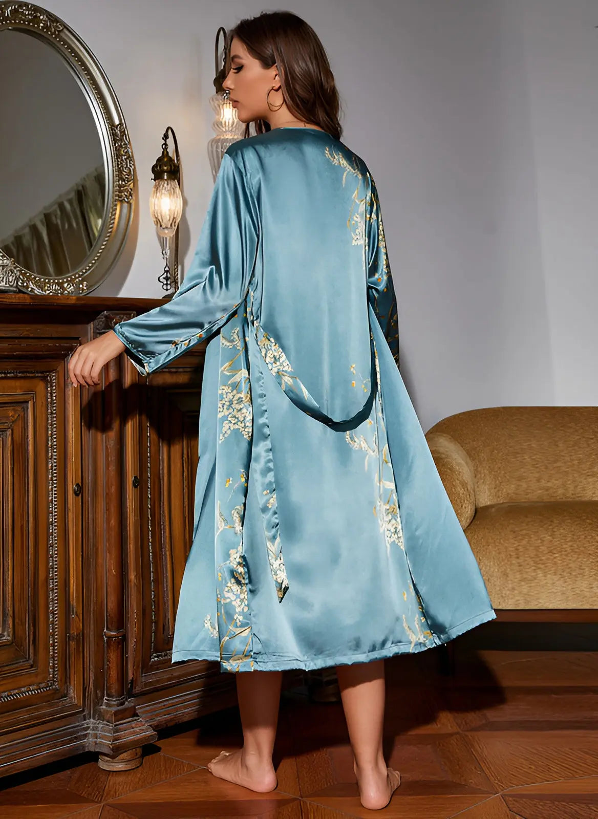 Zweiteiliges Satinkleid-Kimono Set für Damen – Livia Herbstzauber Edition