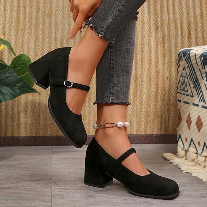 Wildleder Pumps mit Schnalle – Lena Oktoberfest 2026