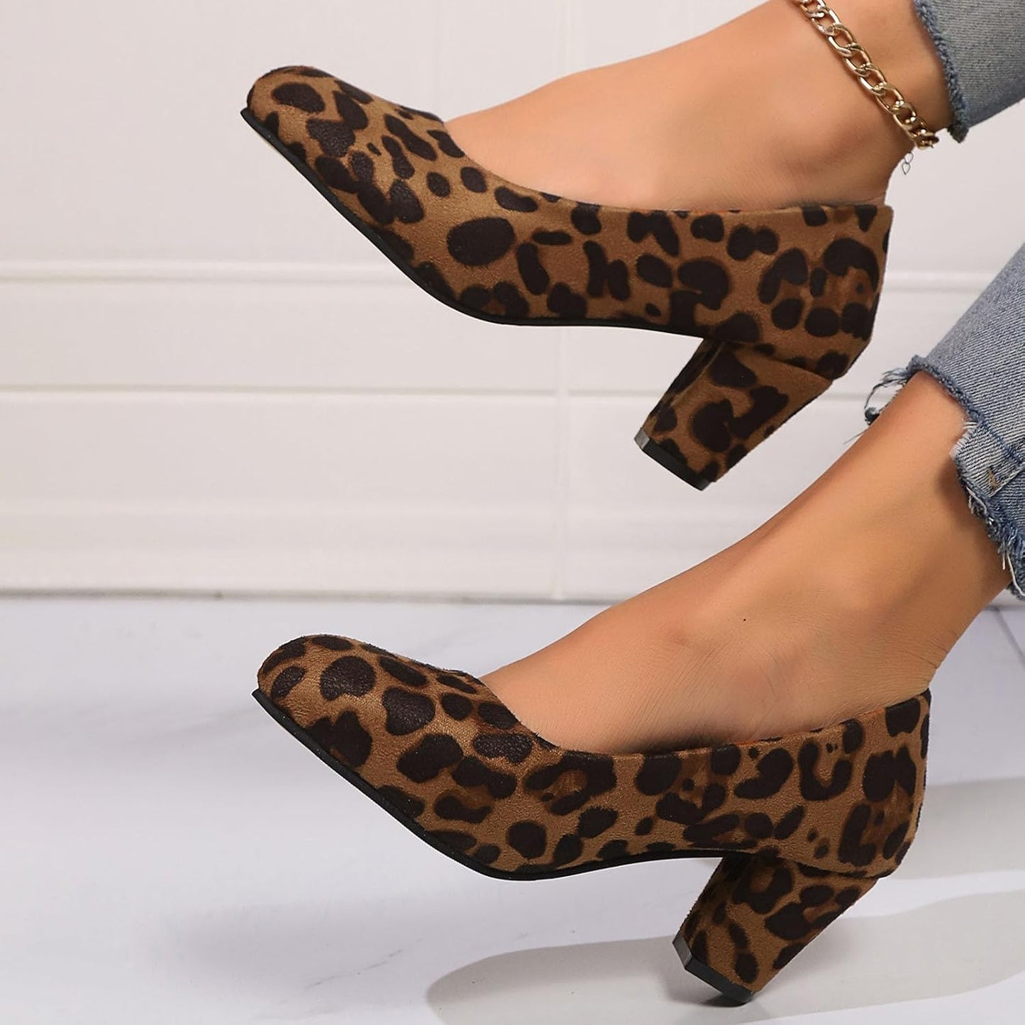Samt Pumps mit Leopardenmuster – Clara Oktoberfest 2026