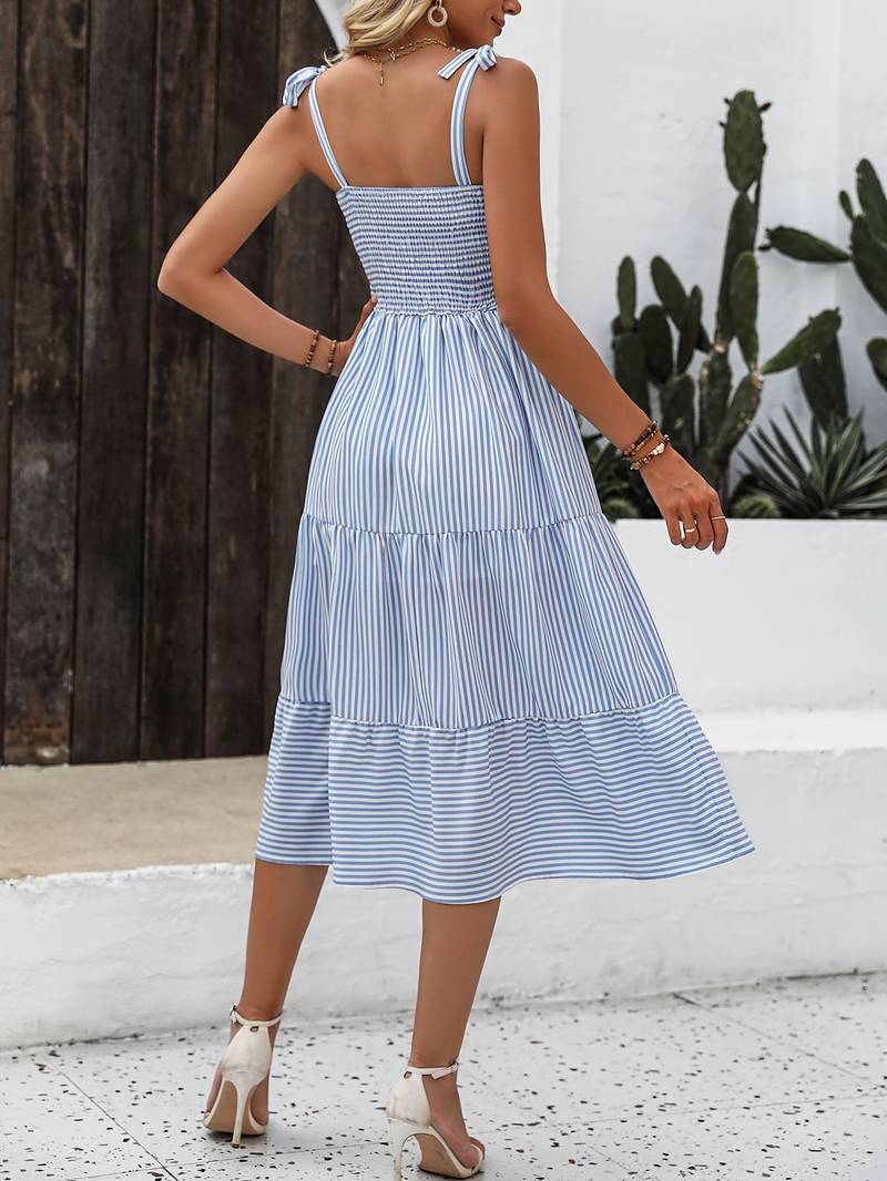 Luftiges & Gestreiftes Sommerkleid mit verstellbaren Trägern – Amira
