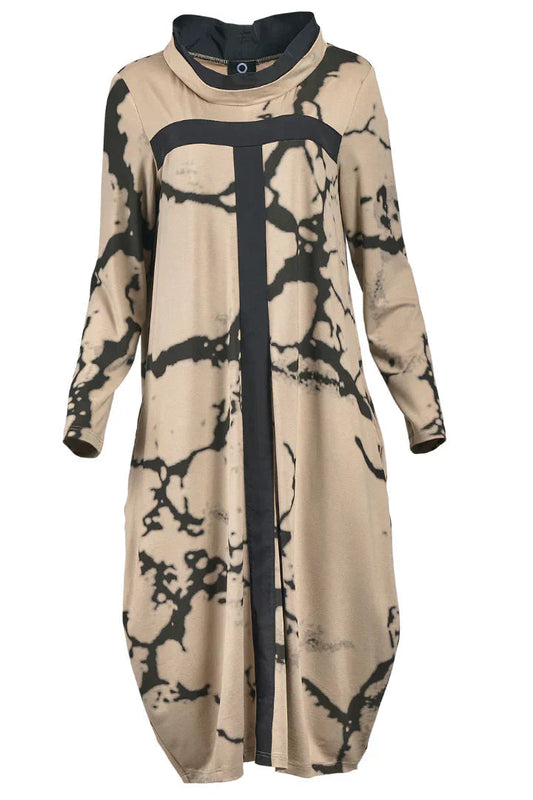 Herbstliches Kleid mit langen Ärmeln und Retro-Muster – Livienne