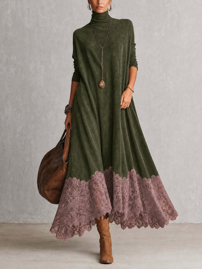 Olivgrünes Kleid mit mauvefarbenem Spitzensaum, Model in Vorderansicht mit Beutel und Stiefeln 9
