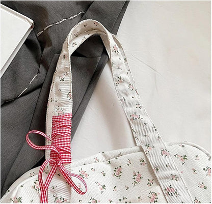 Bow Duffle Bag – Große Canvas-Wochenendtasche mit Bandakzent – Floria