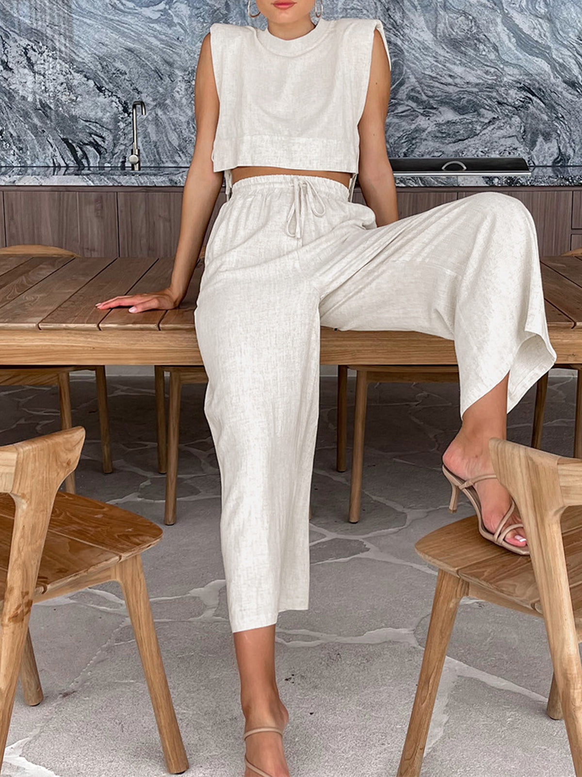 Zweiteiliges Sommer-Set mit Crop-Top und Hose – Valeria