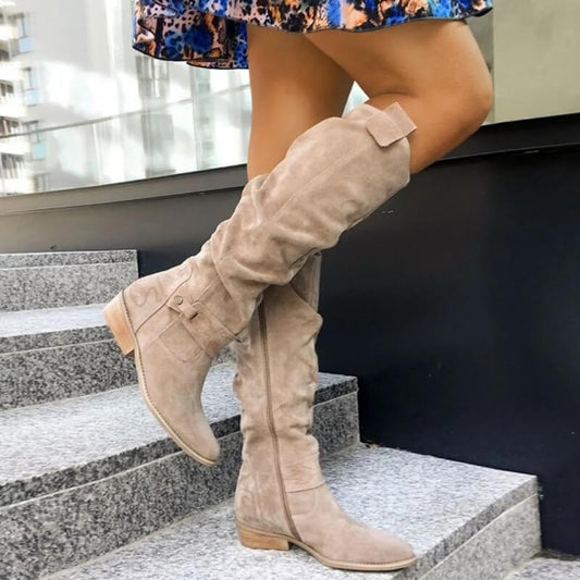 Damen Stiefel aus Wildlederoptik mit Blockabsatz – Elinor