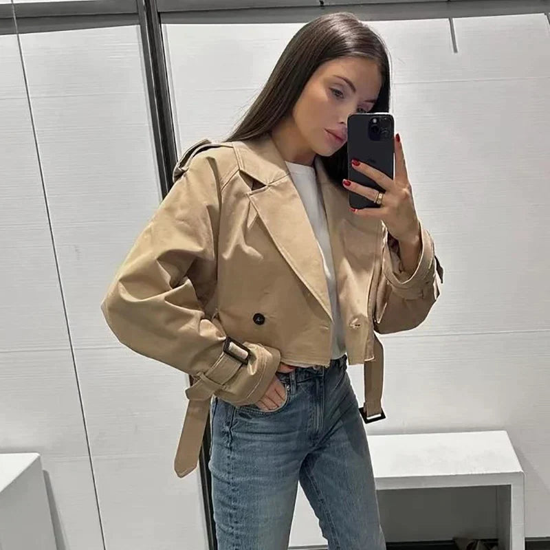Herbstlicher Trendiger Kurzer Damen-Trenchcoat mit Gürtel – Amelie
