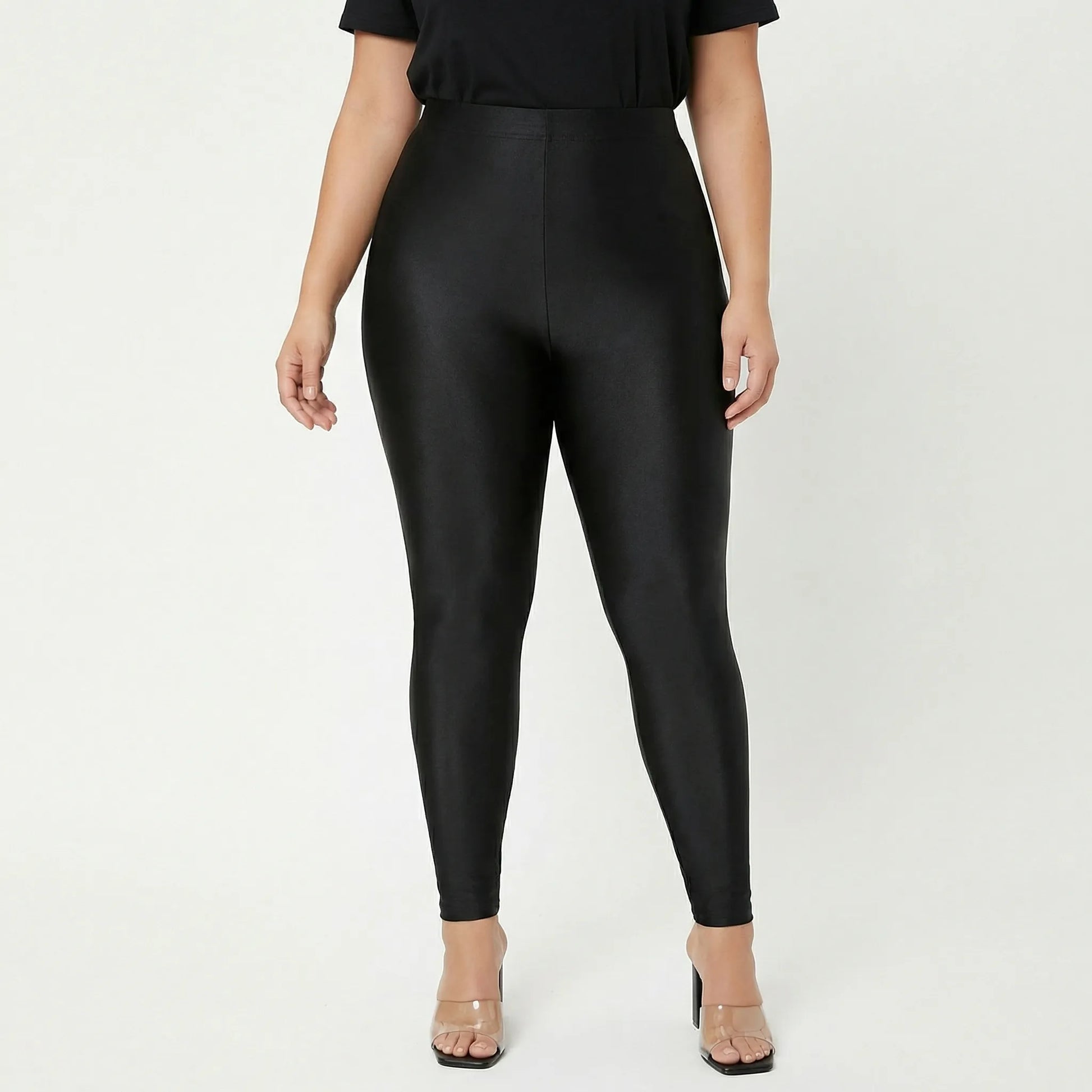 Cropped Gym Leggings In Plus Size - Mildred