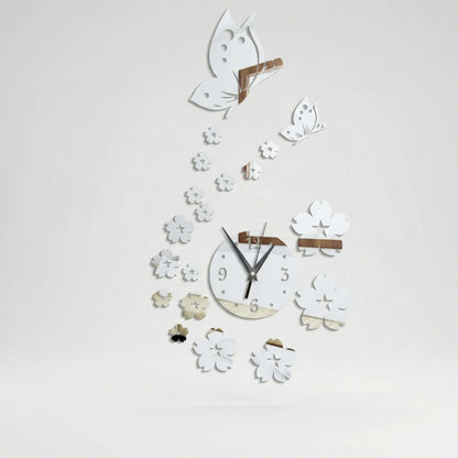 Dekorative Schmetterlings-Wanduhr - Flutterique