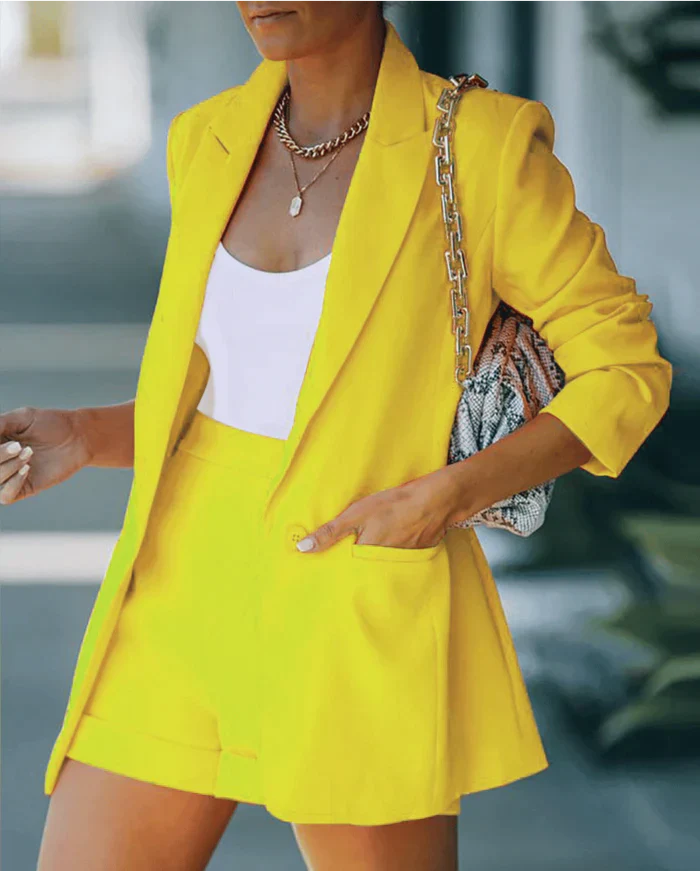 Herbstlicher Blazer-Zweiteiler mit Shorts – Vielseitig & Stilvoll – Larissa