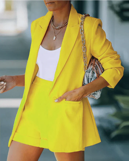 Herbstlicher Blazer-Zweiteiler mit Shorts – Vielseitig & Stilvoll – Larissa