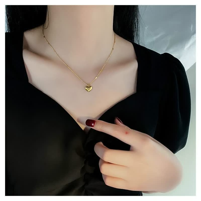 Elegante Halskette - GoldenGleam 