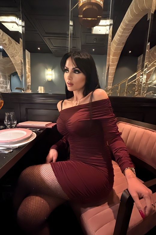 Figurbetontes Off Shoulder Kleid - Celia