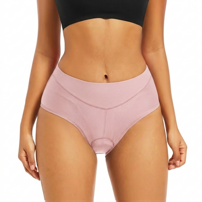 Frontansicht der altrosa Radunterhose am Model, mit feiner Waffelstruktur im Stoff 11