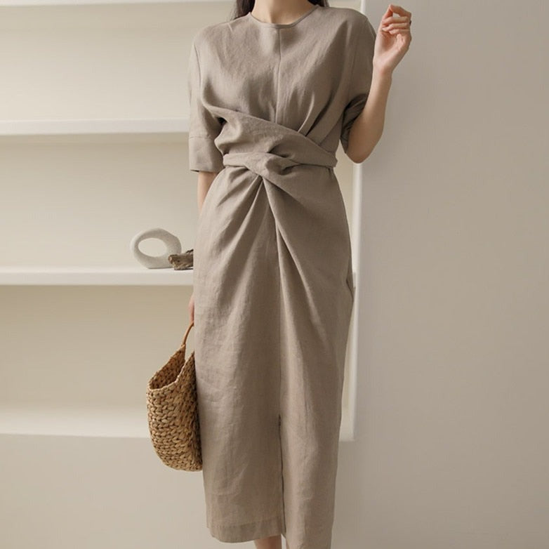 Leichtgewicht Khaki Herbstkleid mit verstellbarem Bund – Isalie