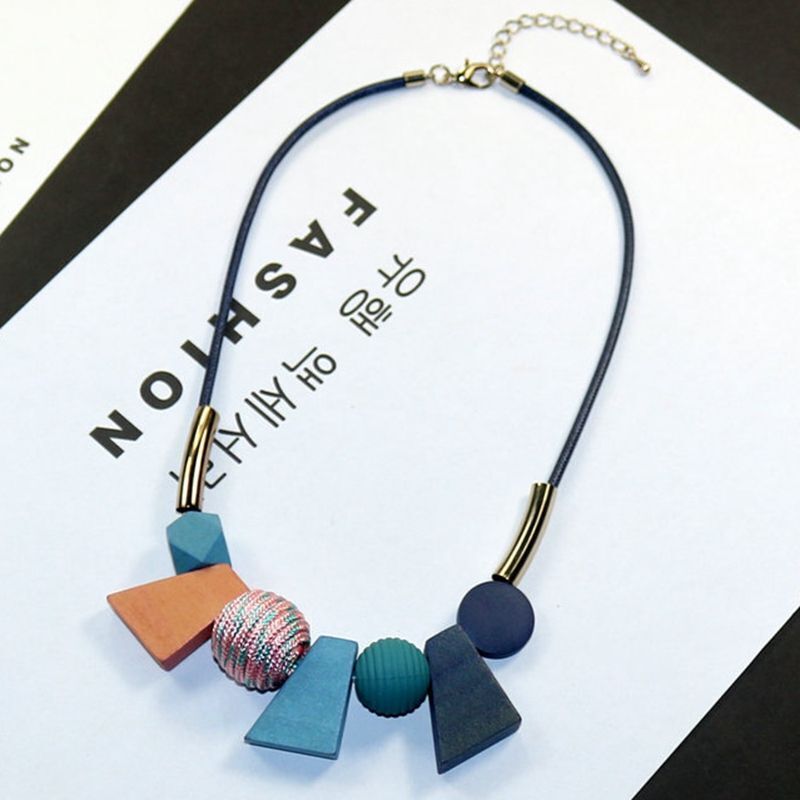 Handgefertigte Halskette - WoodPrism 