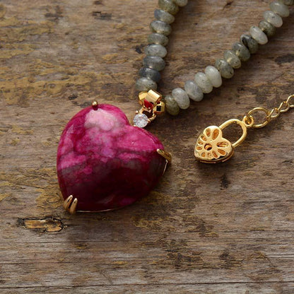 Handgefertigte Herzperlenkette - HeartGem 