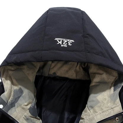 Schwarze Kapuzenjacke mit Aufdruck, warme Winterjacke, Herrenmode, Outdoor-Bekleidung