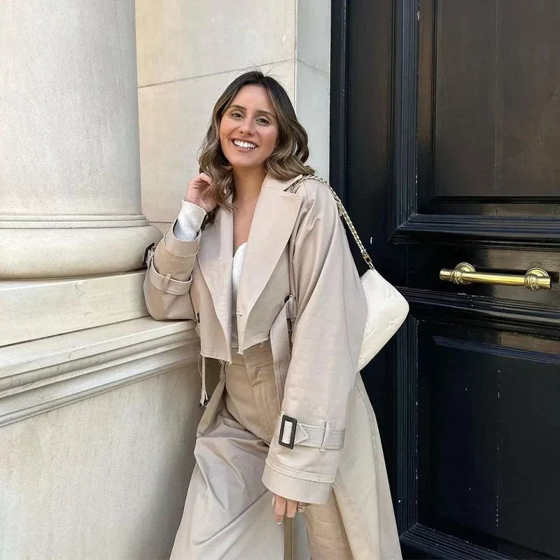 Herbstlicher Trendiger Kurzer Damen-Trenchcoat mit Gürtel – Amelie