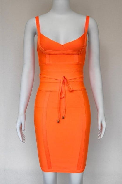 Knieumspielendes Figurbetontes Kleid - Alena