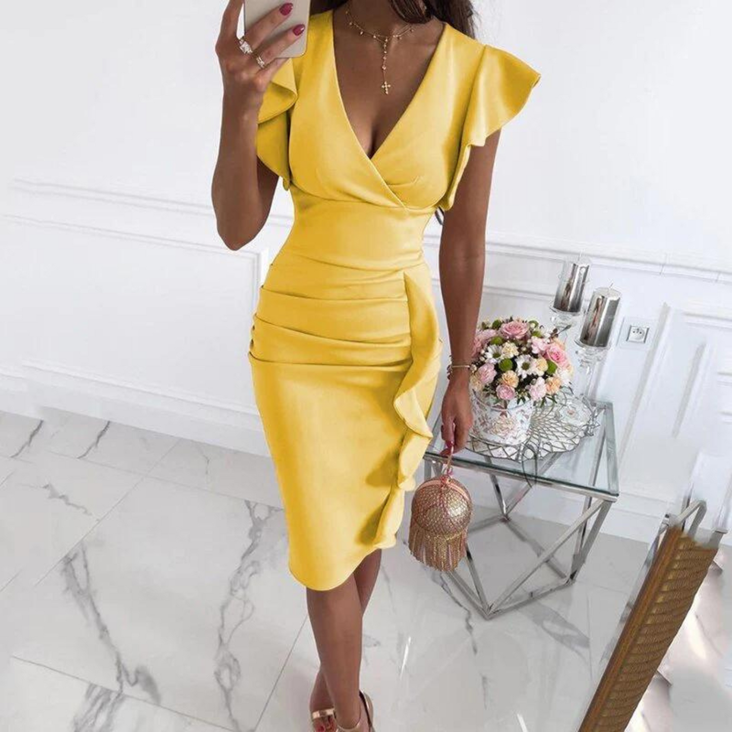 Herbstliches Midi-Kleid mit V-Ausschnitt und taillierter Passform – Livia