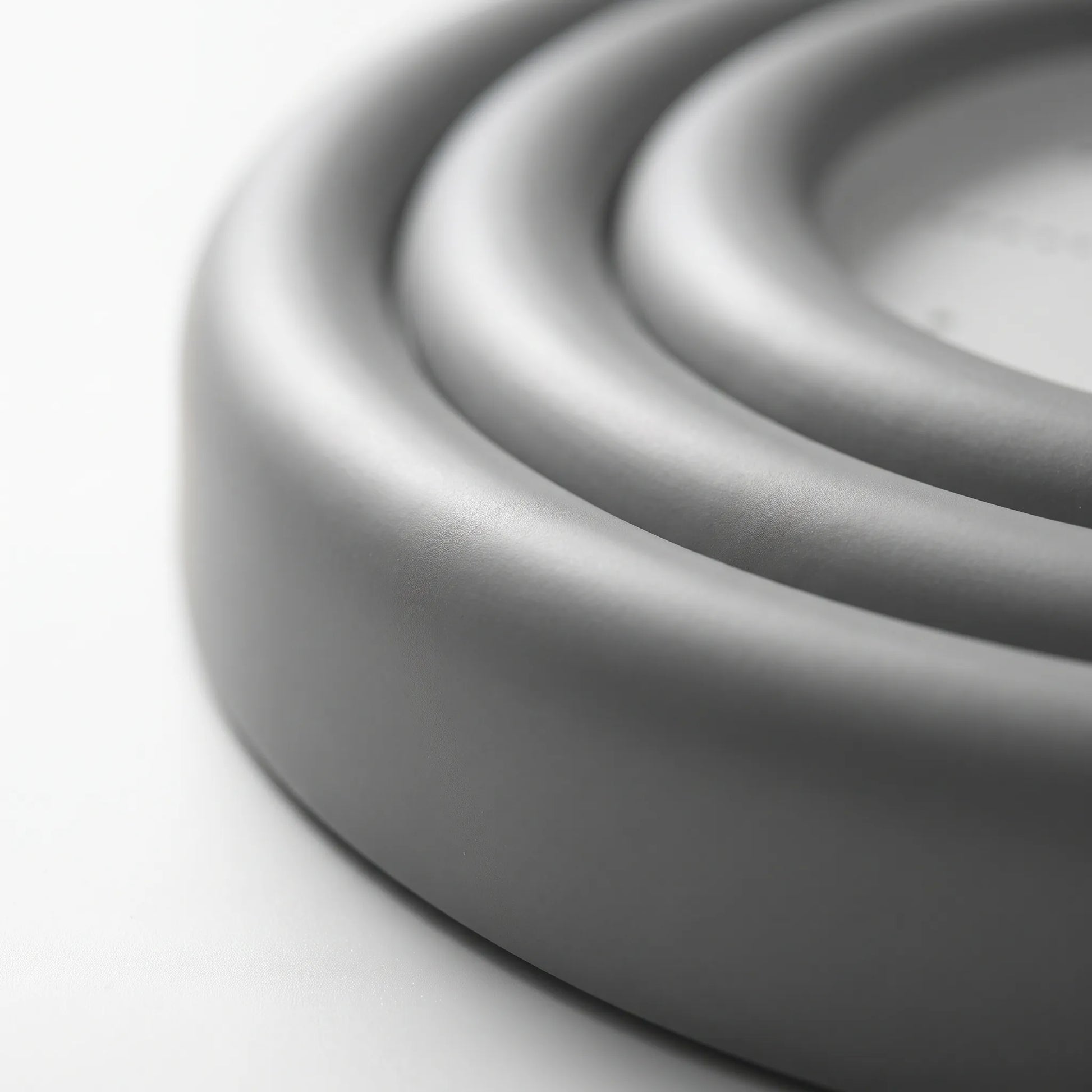 Minimalistische Pendelwanduhr - Circulonix