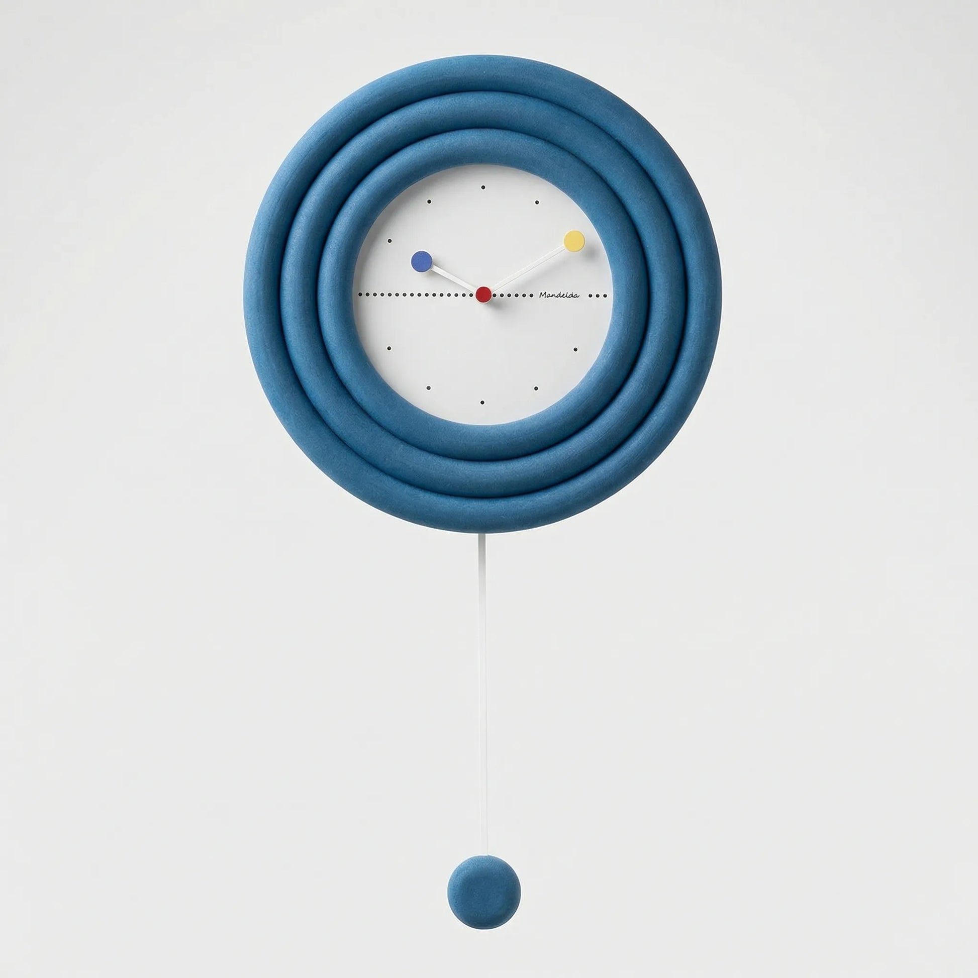 Minimalistische Pendelwanduhr - Circulonix