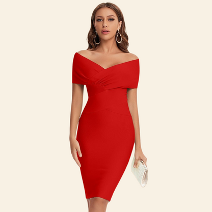 Frau in rotem schulterfreiem Kleid, elegantes Abendkleid, Mode, Damenbekleidung, Party-Outfit.