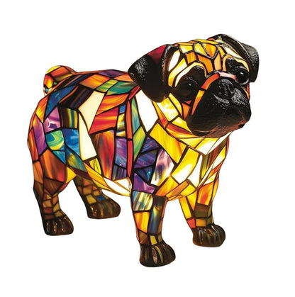 Mops-Figur mit schwarzer Schnauze und schwarzen Ohren, Körper aus farbenfrohen Mosaikflächen in Orange, Lila, Blau und Gelb, freigestellt auf weißem Hintergrund 30